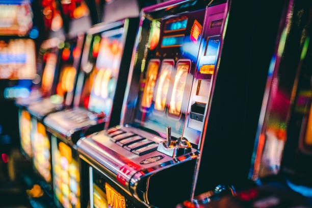Payment method selection and withdrawal confirmation screens